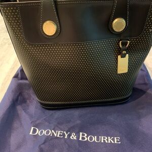 Dooney & Bourke Black Leather Tote with Dust Cover Bag